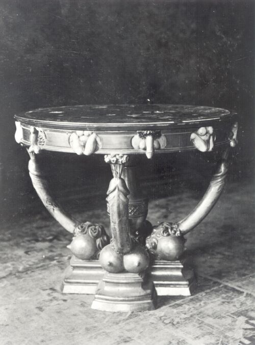 Catherine the Great’s chair and table, probably destroyed by communist in 1950